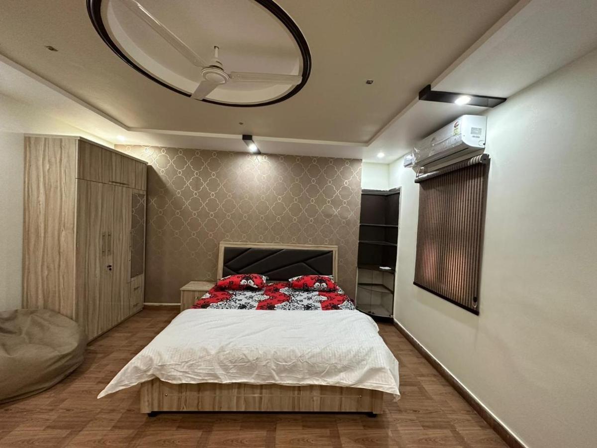 Sunrays - Unique 3Bhk In The Heart Of The City Gwalior Exterior foto